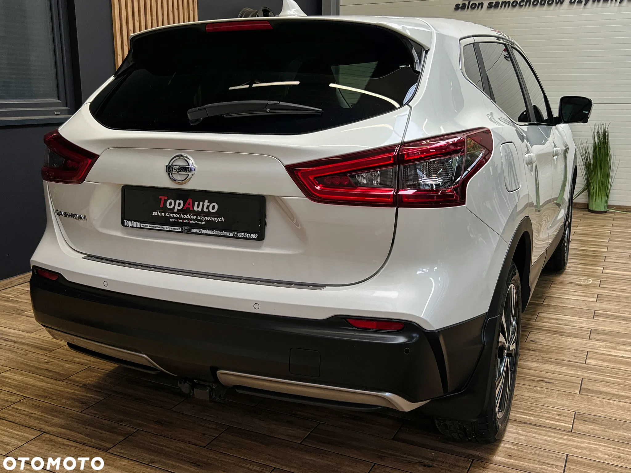 Nissan Qashqai 1.3 DIG-T N-Connecta - 10