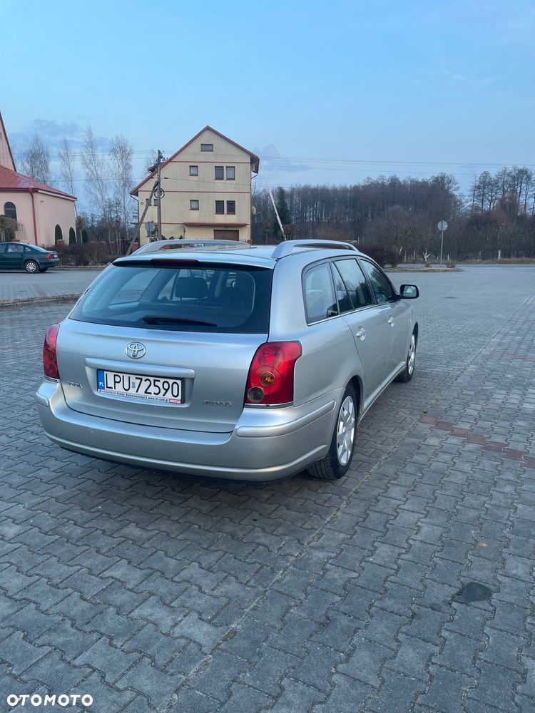 Toyota Avensis 1.8 VVT-i Terra - 5