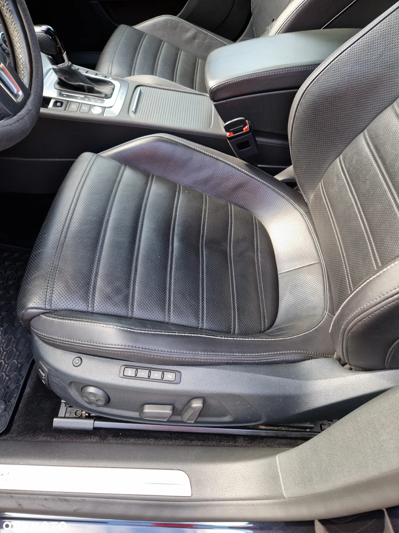 Volkswagen CC 2.0 TDI DPF BMT 4Mot DSG - 30