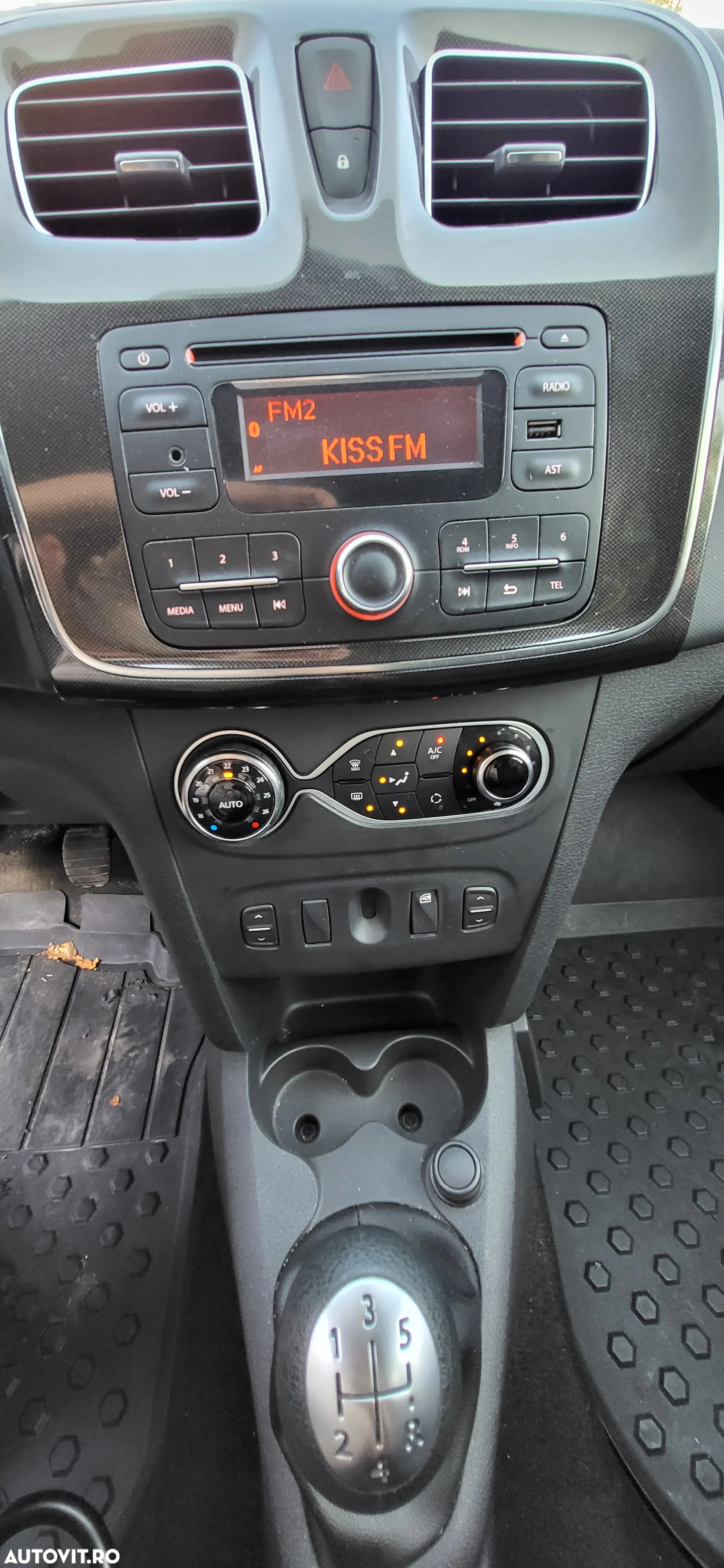 Dacia Logan 0.9 TCe Prestige - 7