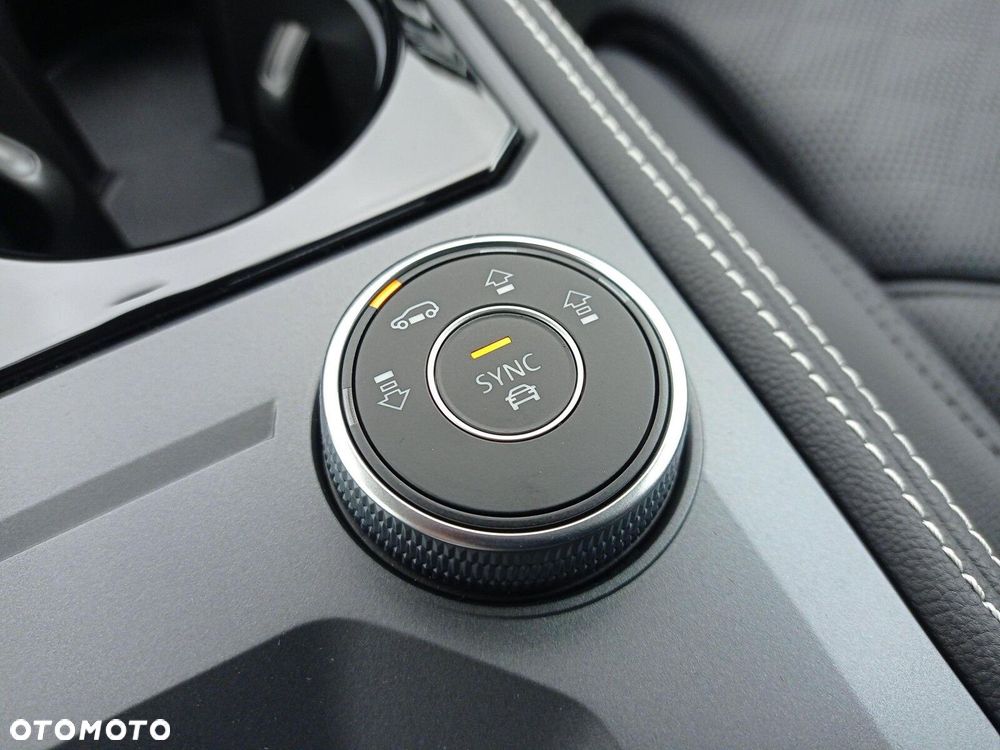 Volkswagen Touareg 3.0 V6 TDI 4Motion Elegance - 35