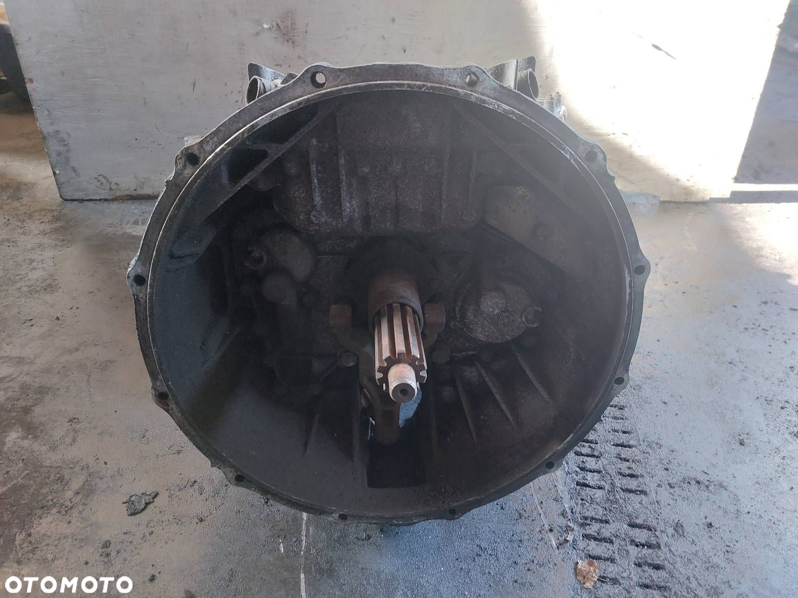 SKRZYNIA BIEGÓW ZF ASTRONIC 1328301094 IVECO STRALIS 560 - 6