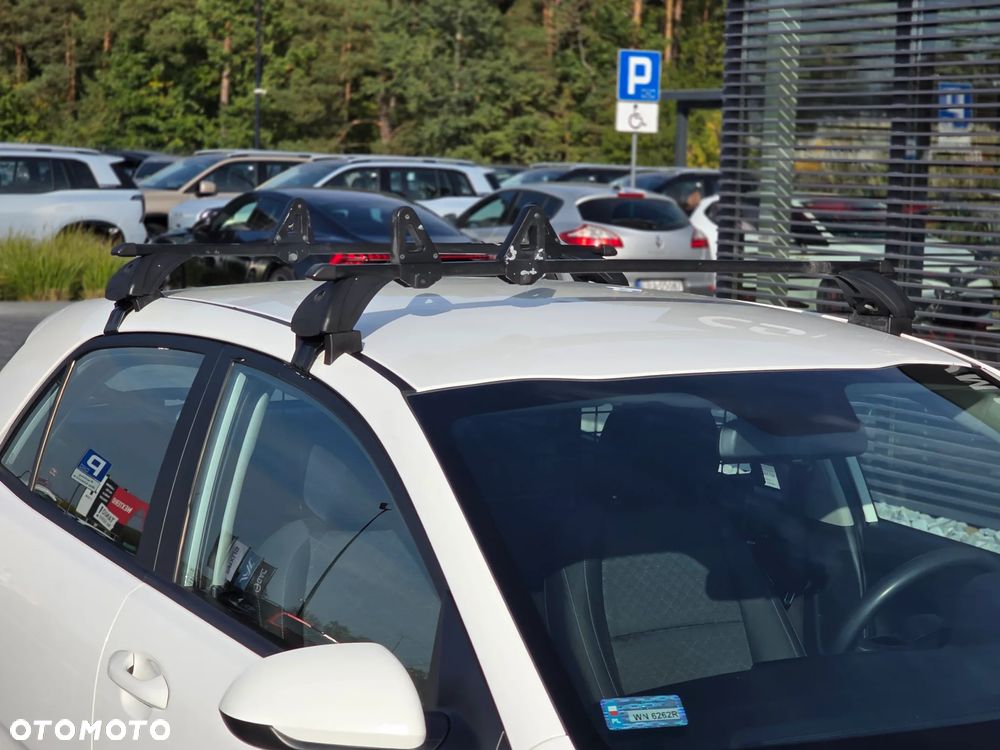 Kia Rio 1.2 L - 12