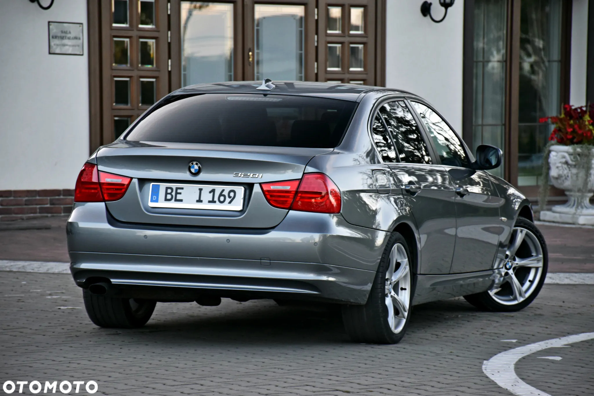 BMW Seria 3 320i - 20