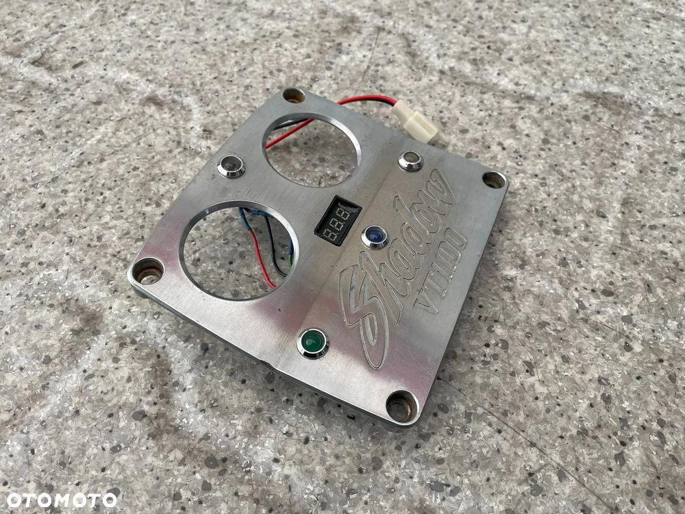 emblemat wypełnienie osłona licznika Honda Shadow VT1100 (nr 1380) - 2
