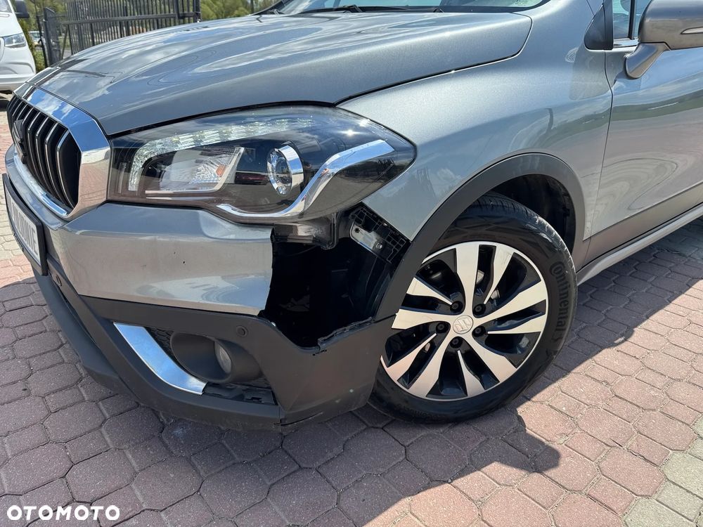 Suzuki SX4 S-Cross 1.4 T Premium 4WD - 17