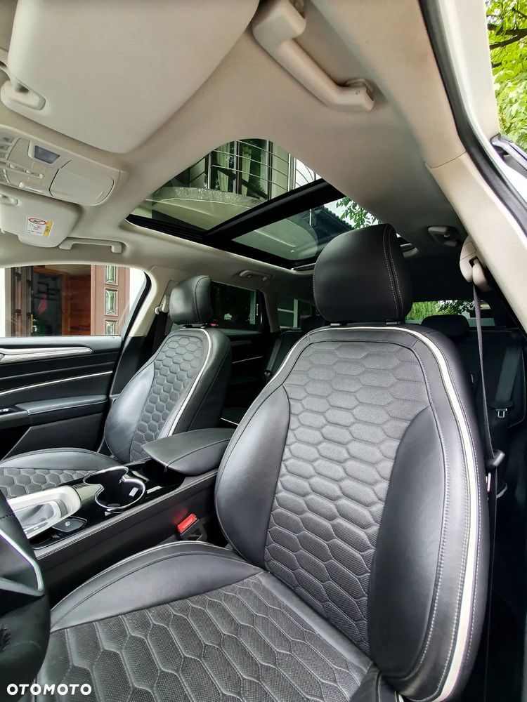 Ford Mondeo Vignale 2.0 TDCi 4WD PowerShift - 16