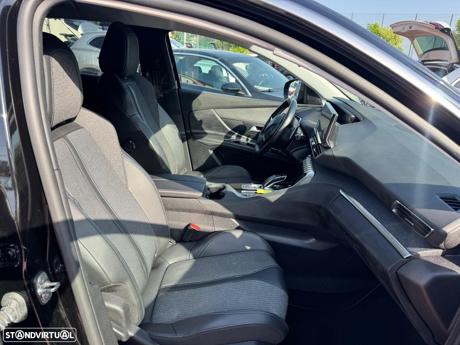 Peugeot 3008 1.6 Hybrid Active Pack e-EAT8 - 14