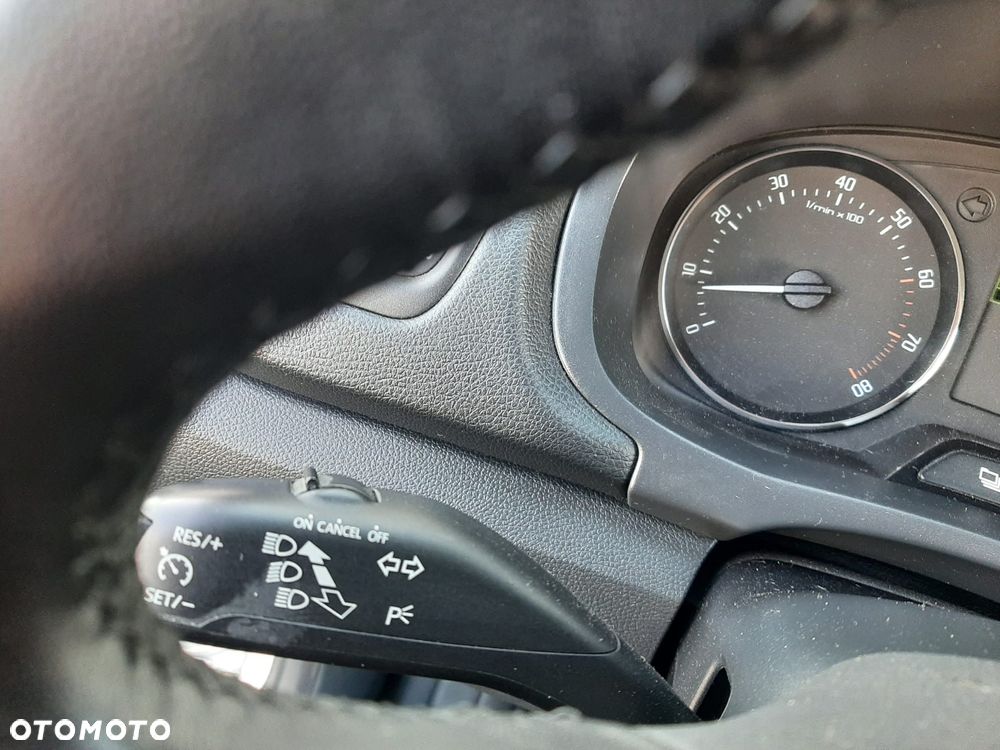 Skoda Roomster 1.2 TSI FAMILY - 19