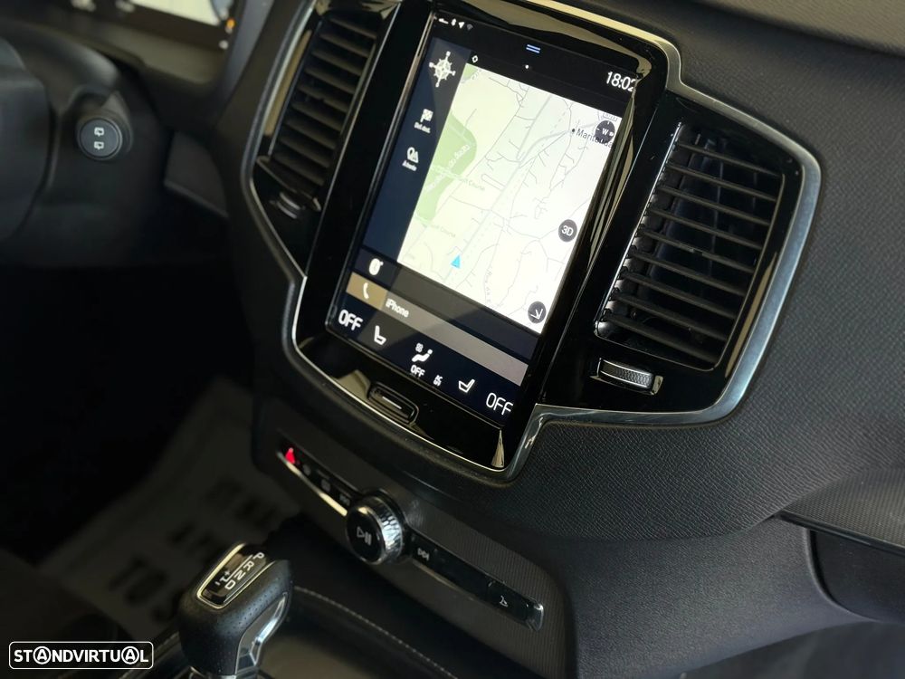 Volvo XC 90 2.0 D4 R-Design - 27