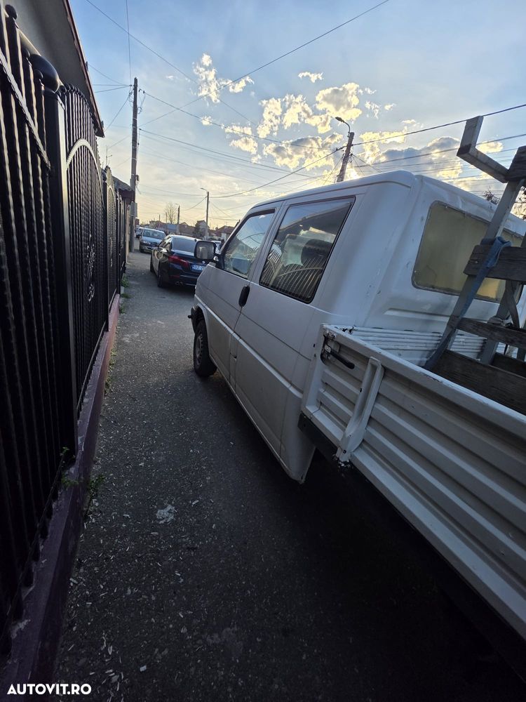 Volkswagen Transporter - 10
