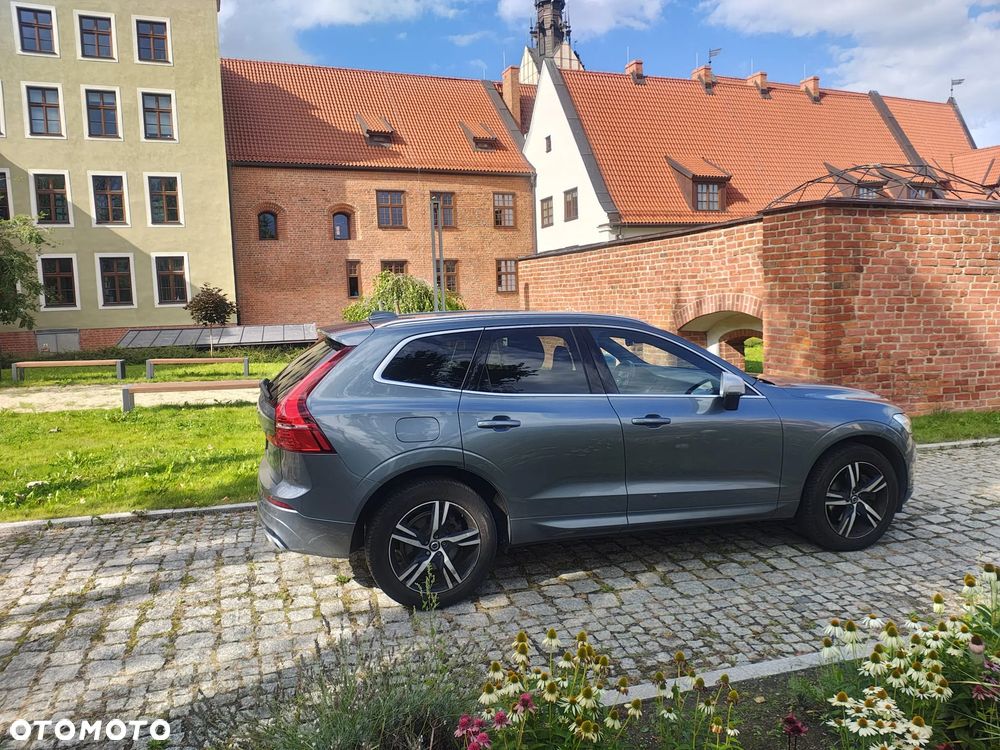 Volvo XC 60 D4 R-Design - 4