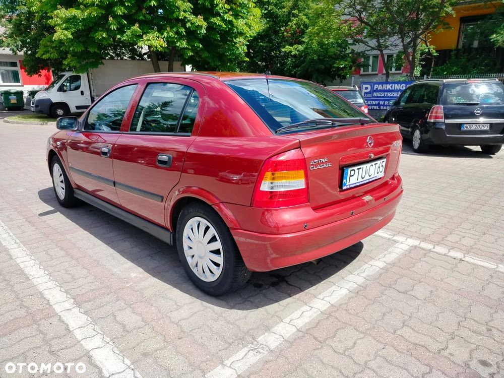 Opel Astra 1.4 - 7