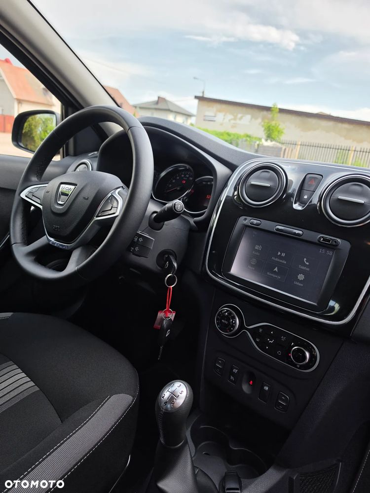 Dacia Sandero 0.9 TCe SL Celebration S&S EU6 - 29