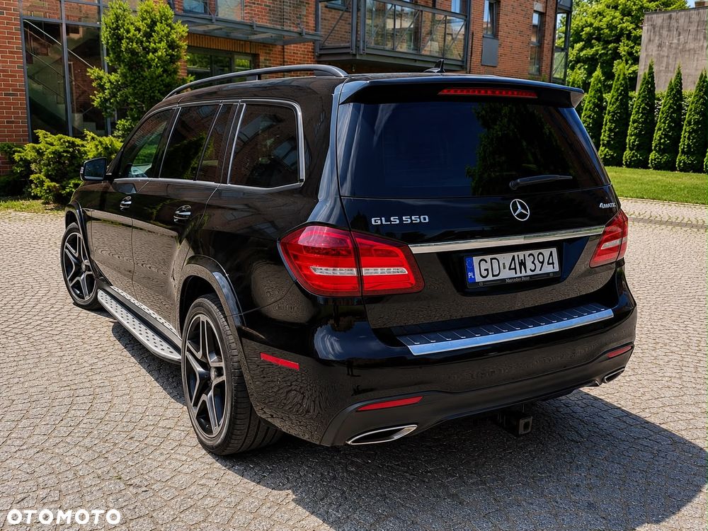 Mercedes-Benz GLS 500 4-Matic - 4