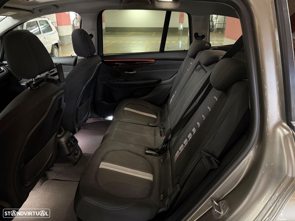 BMW 218 Gran Tourer d Aut. Sport Line - 11