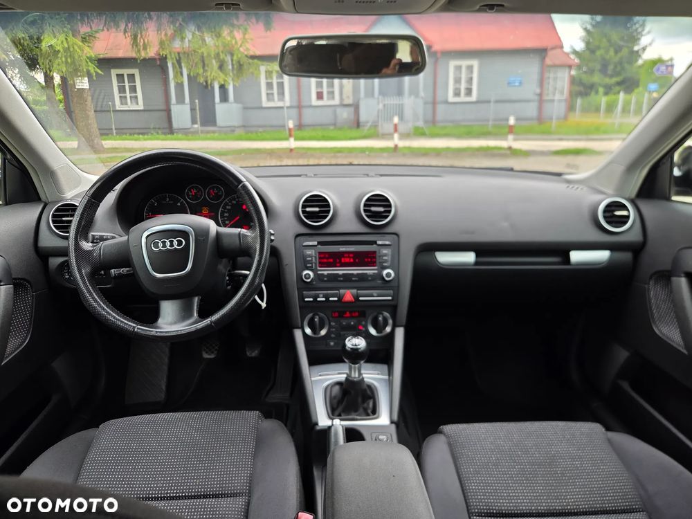 Audi A3 Sportback 1.9 TDI DPF Ambiente - 21