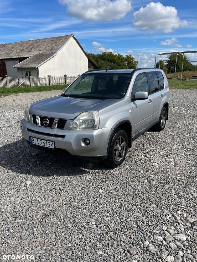 Nissan X-Trail 2.0 dCi XE - 2