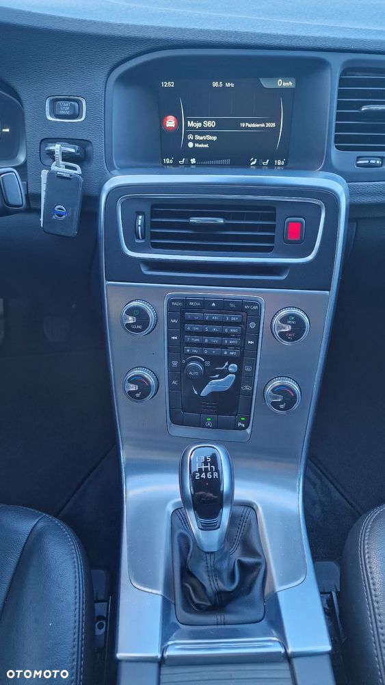 Volvo S60 D4 Summum - 29