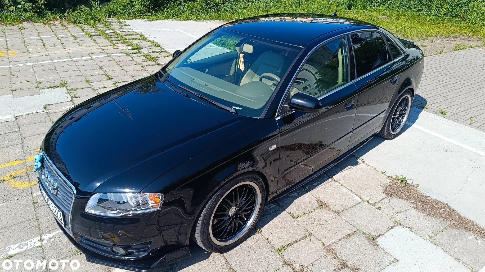 Audi A4 - 4
