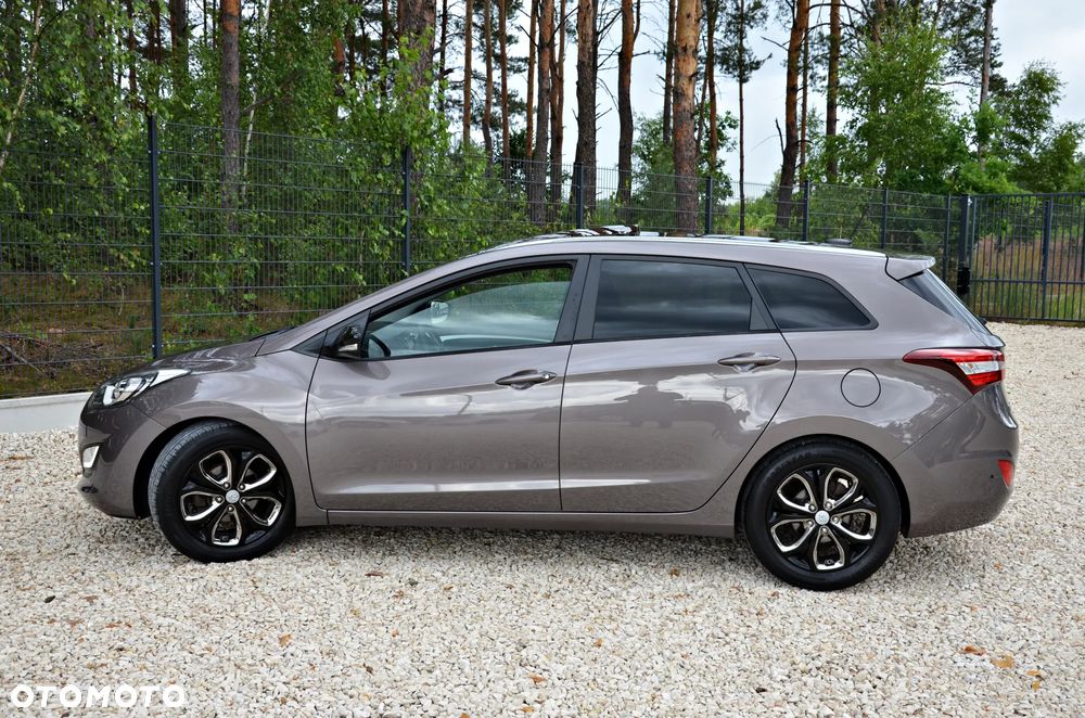 Hyundai i30 - 23