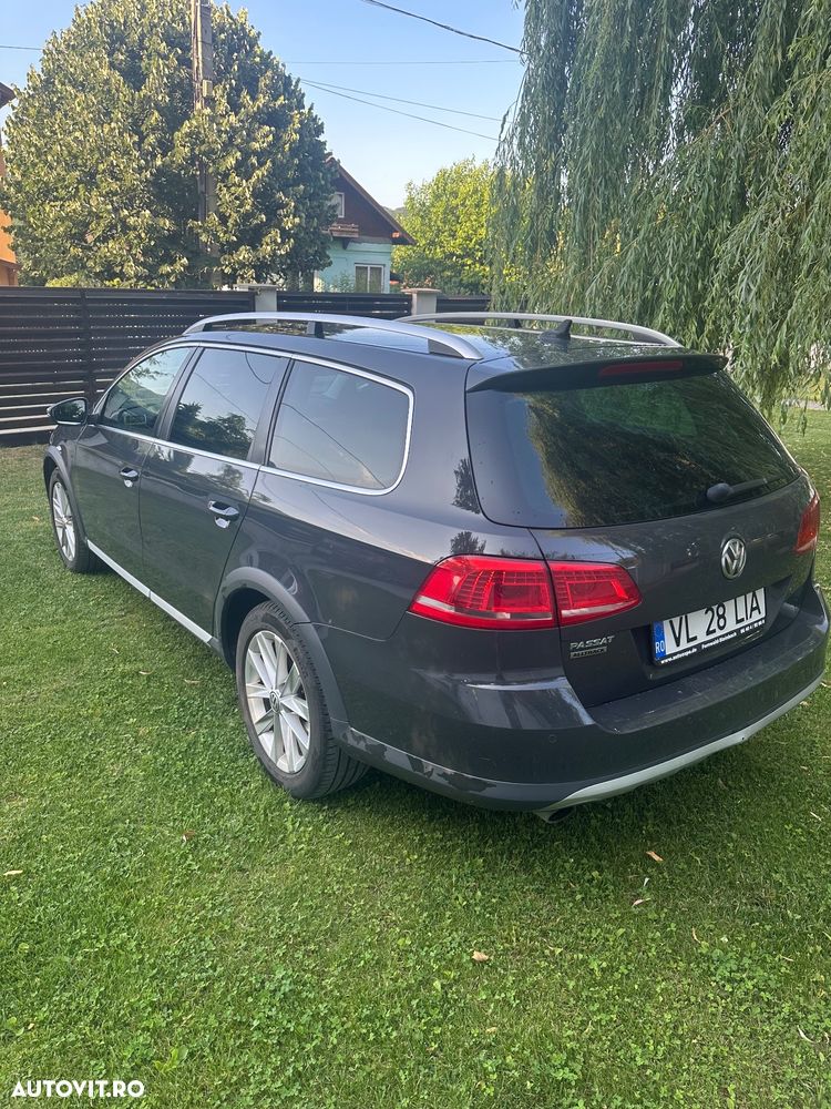 Volkswagen Passat Alltrack 2.0 TDI 4Motion DSG BlueMotion Tec - 6