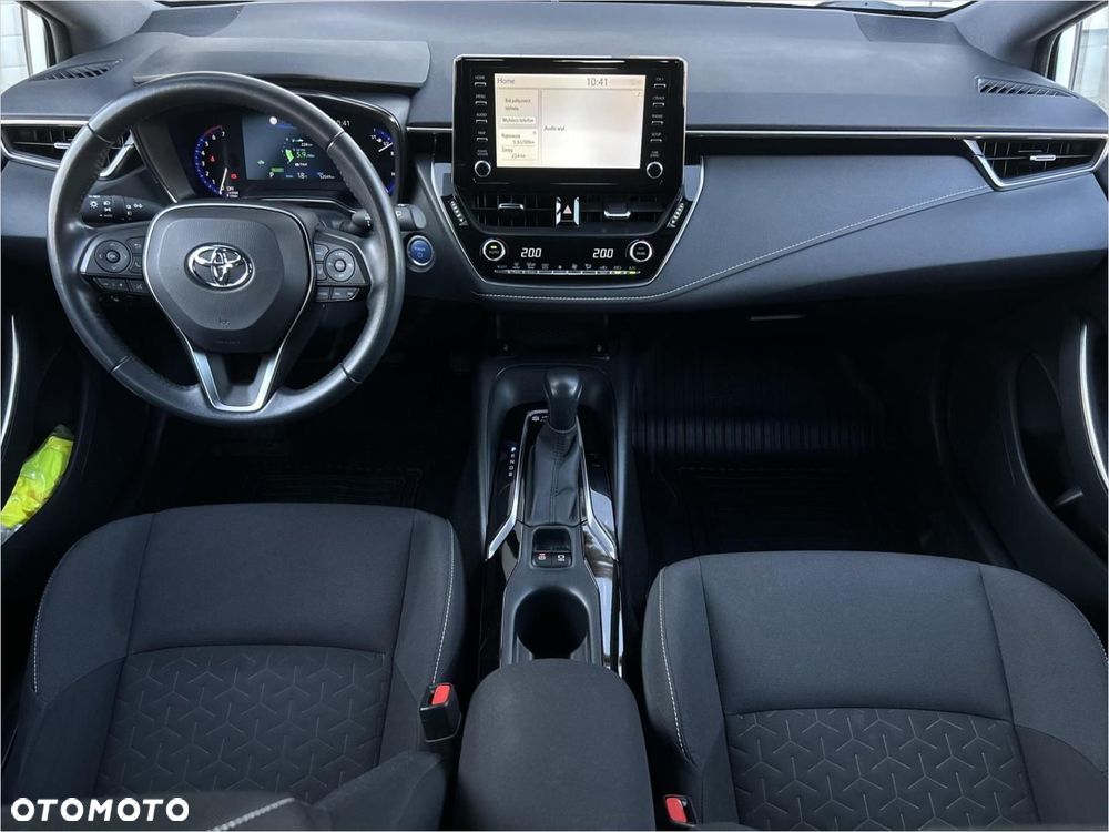 Toyota Corolla 1.8 Hybrid Comfort - 18