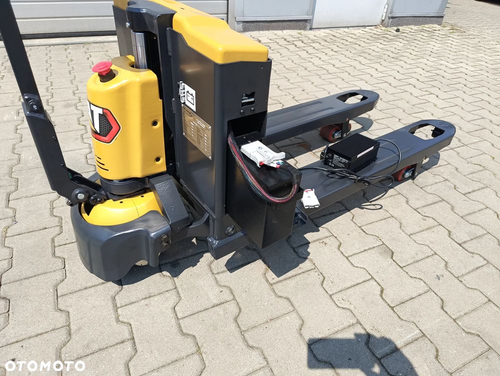 Caterpillar NPP15QBL - 10
