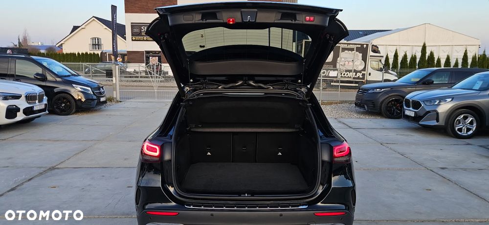 Mercedes-Benz GLA 200 d AMG Line - 19