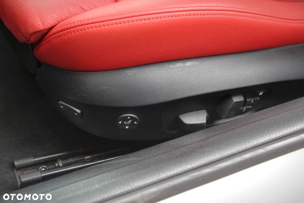BMW Z4 sDrive35is Sport-Aut DKG - 24