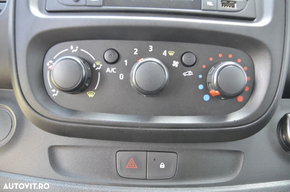 Renault Trafic ENERGY dCi 125 Spaceclass - 29