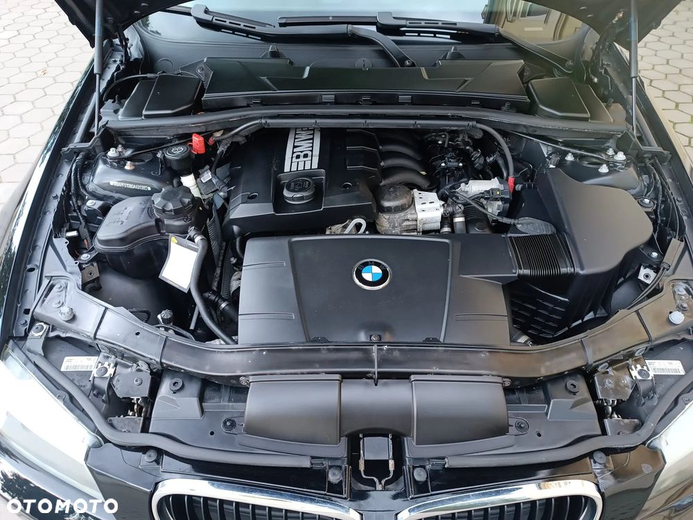 BMW Seria 3 318i Edition Lifestyle - 22
