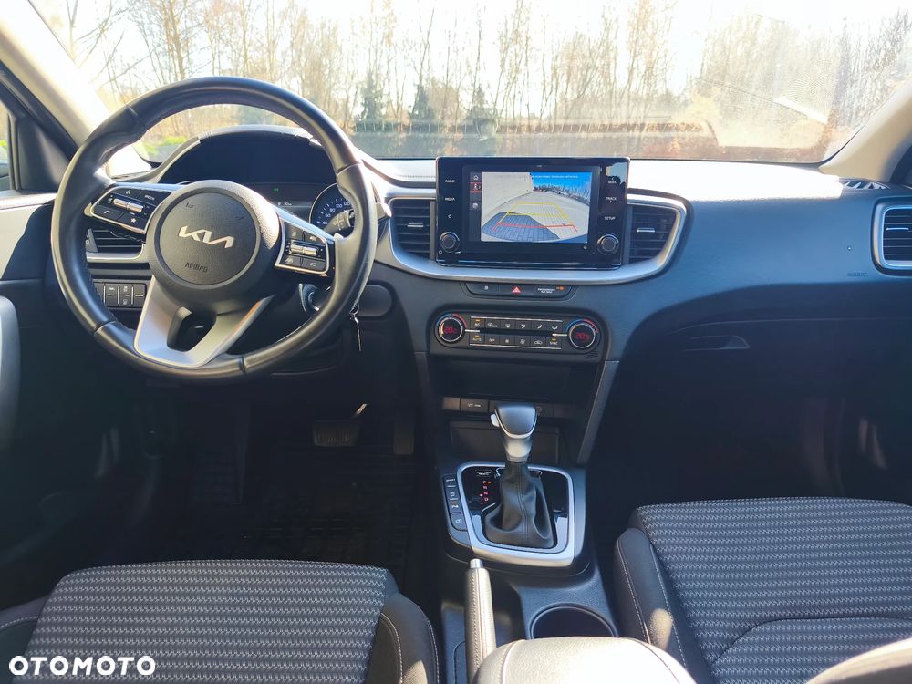 Kia Ceed 1.5 T-GDI M DCT - 9