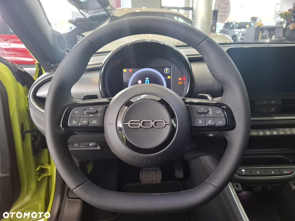 Fiat 600 1.2 Turbo Sport eDCT - 9