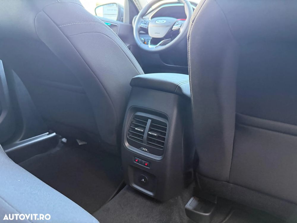 Ford Kuga 2.5 Duratec FWD PHEV Titanium - 18