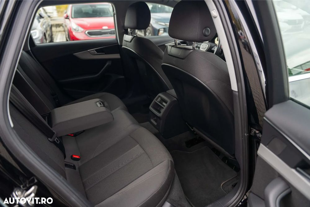 Audi A4 Avant 2.0 40 TDI S tronic MHEV Advanced - 8