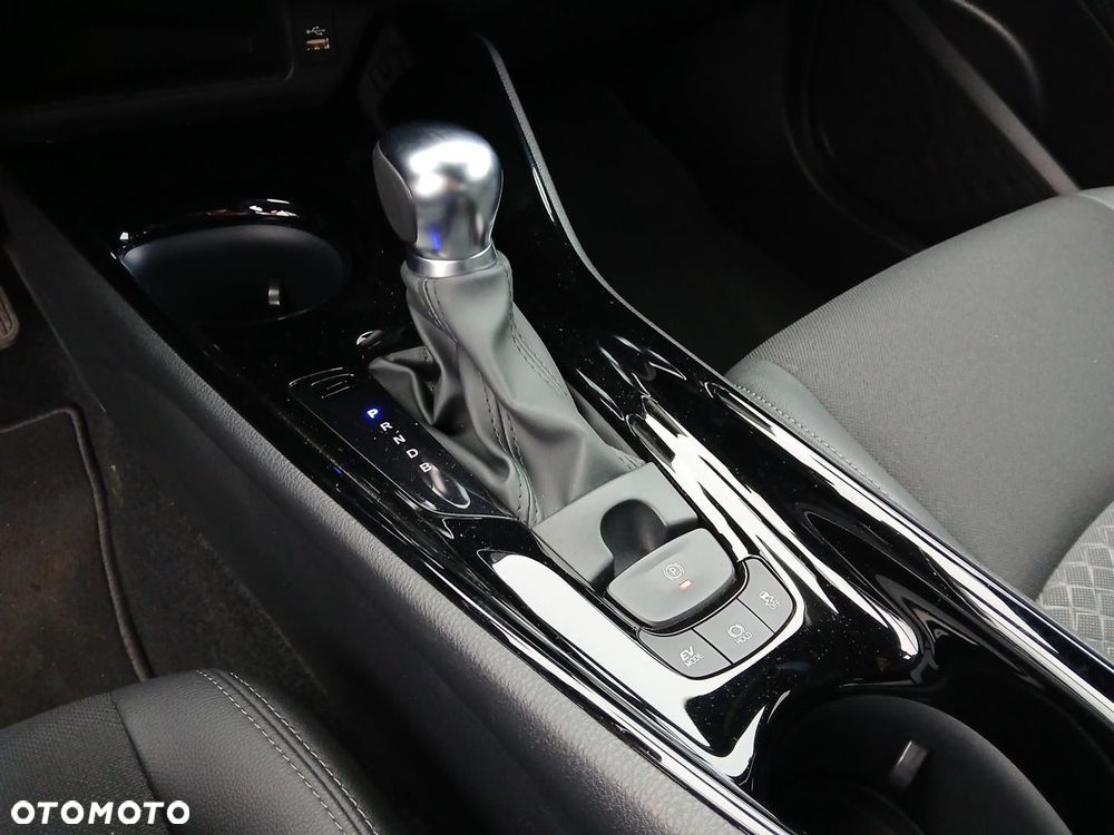 Toyota C-HR 1.8 Hybrid Style - 33