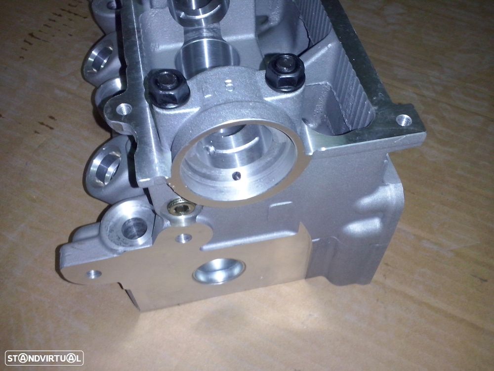 Cabeça de motor Suzuki Grand Vitara 2.0 td Mazda RF ( NOVA ) - 2
