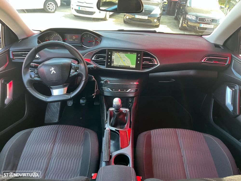 Peugeot 308 SW 1.6 BlueHDi Active - 15