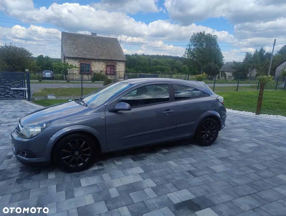 Opel Astra GTC 1.6 - 3