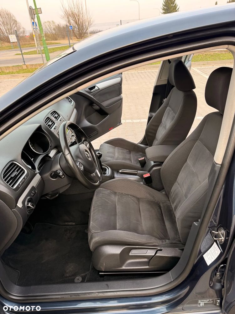 Volkswagen Golf 1.6 TDI Highline - 8