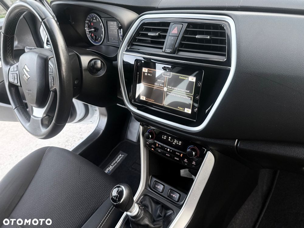 Suzuki SX4 S-Cross - 10