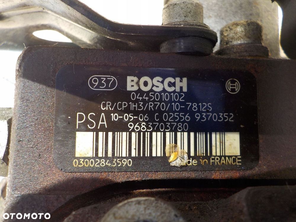 pompa wtryskowa peugeot 3008 I 1,6 HDI 0445010102 - 2