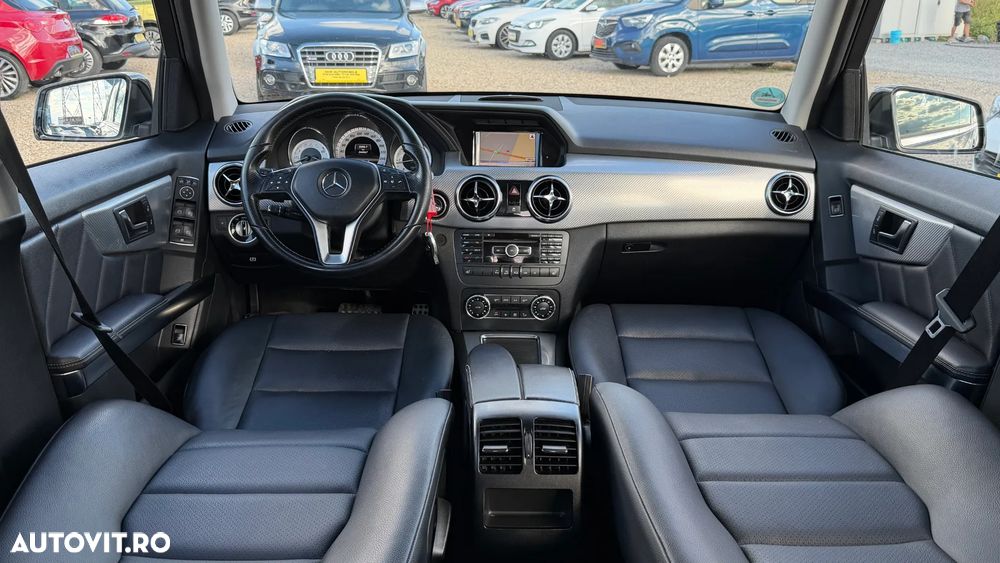 Mercedes-Benz GLK 220 CDI DPF 4Matic BlueEFFICIENCY 7G-TRONIC - 12