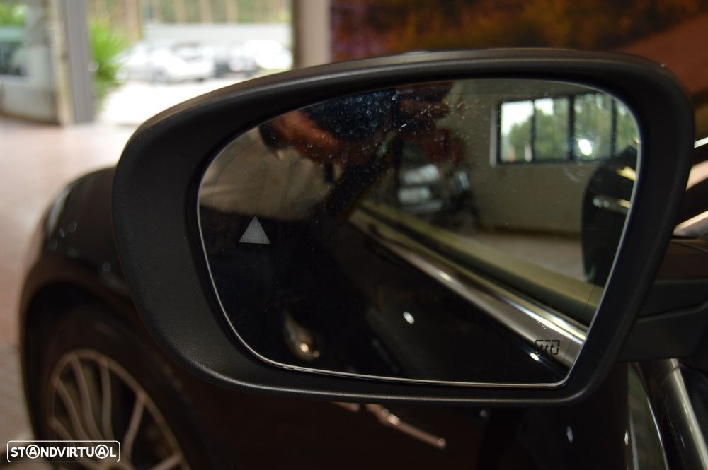 Maserati Ghibli 3.0 V6 - 23