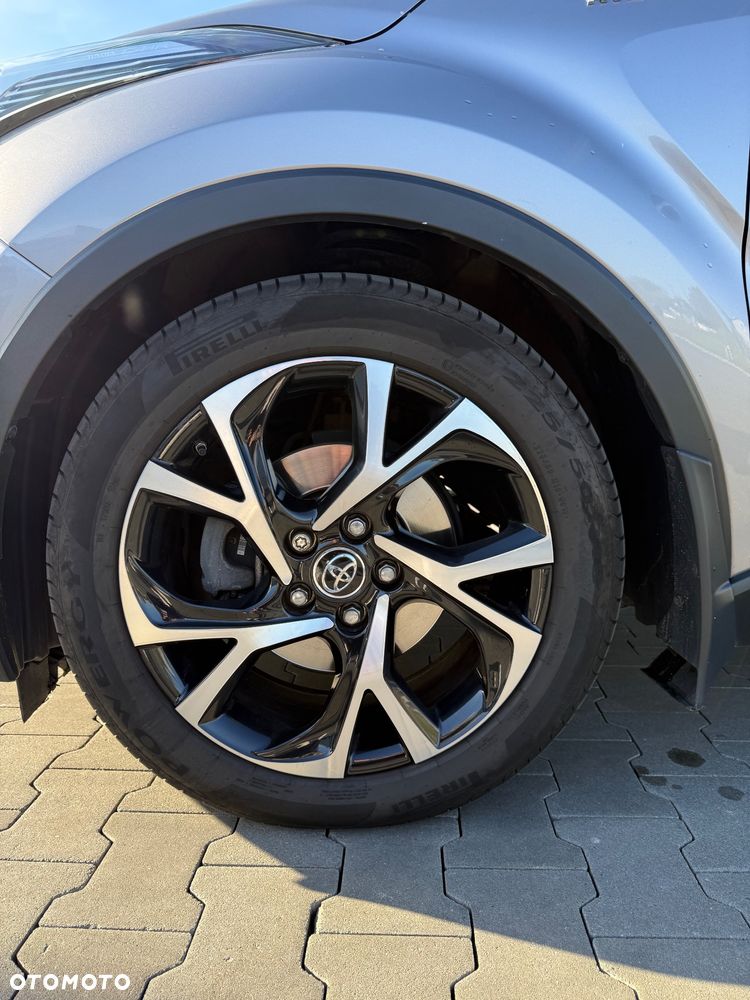 Toyota C-HR 1.8 Hybrid Dynamic - 12