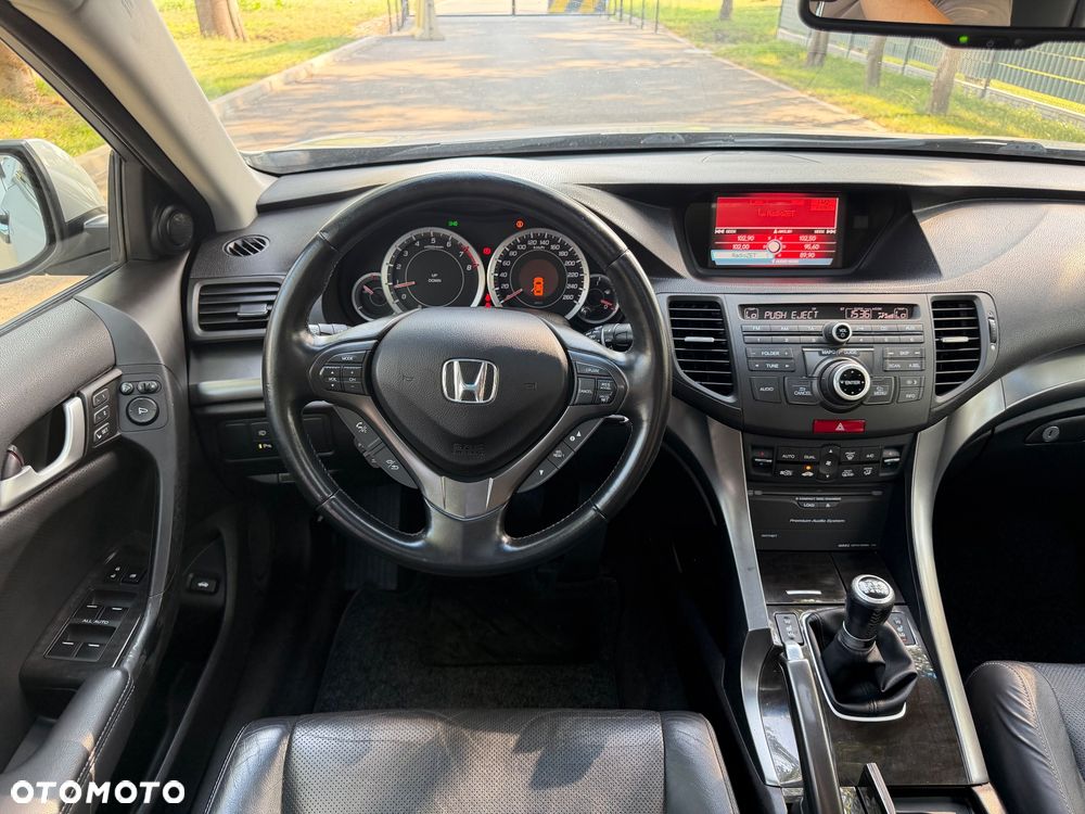 Honda Accord 2.0 Elegance - 11