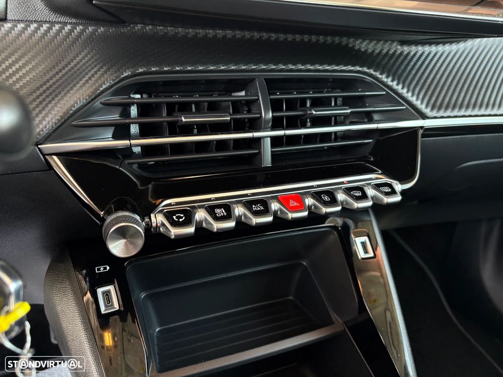 Peugeot 2008 PureTech 100 Active - 23