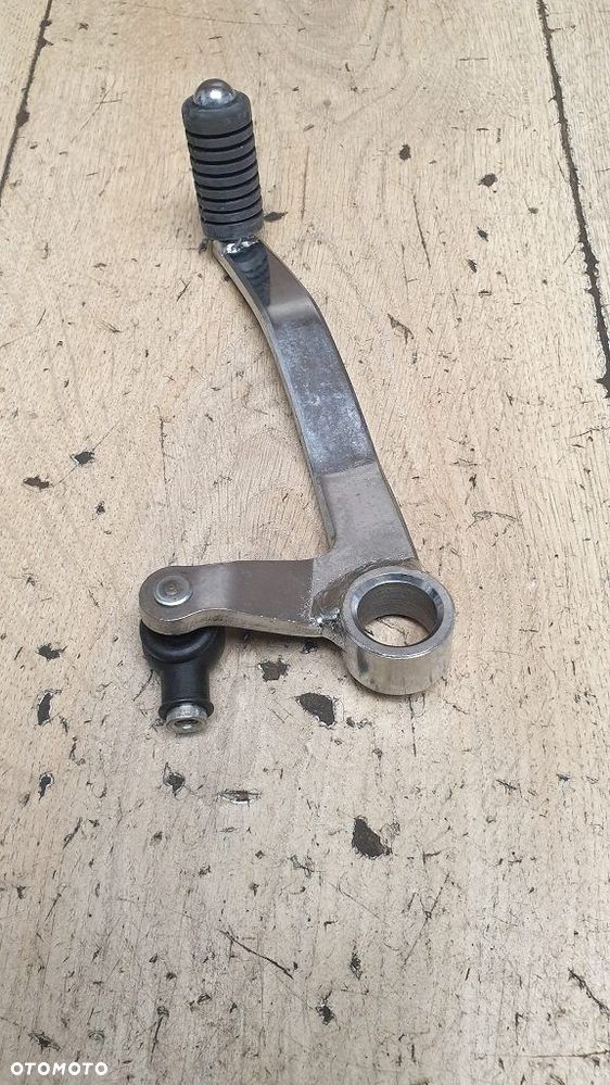Dźwignia zmiany biegów Suzuki RG125 RGV250 25600-06C00 - 3
