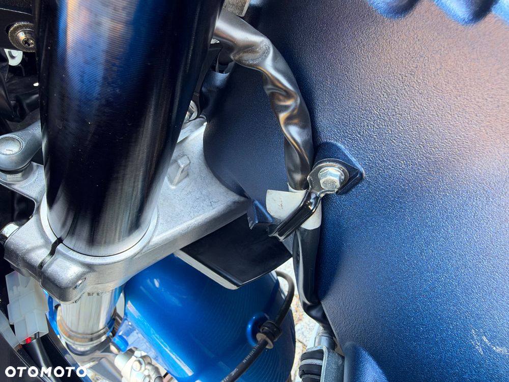 Suzuki GSX-R - 17